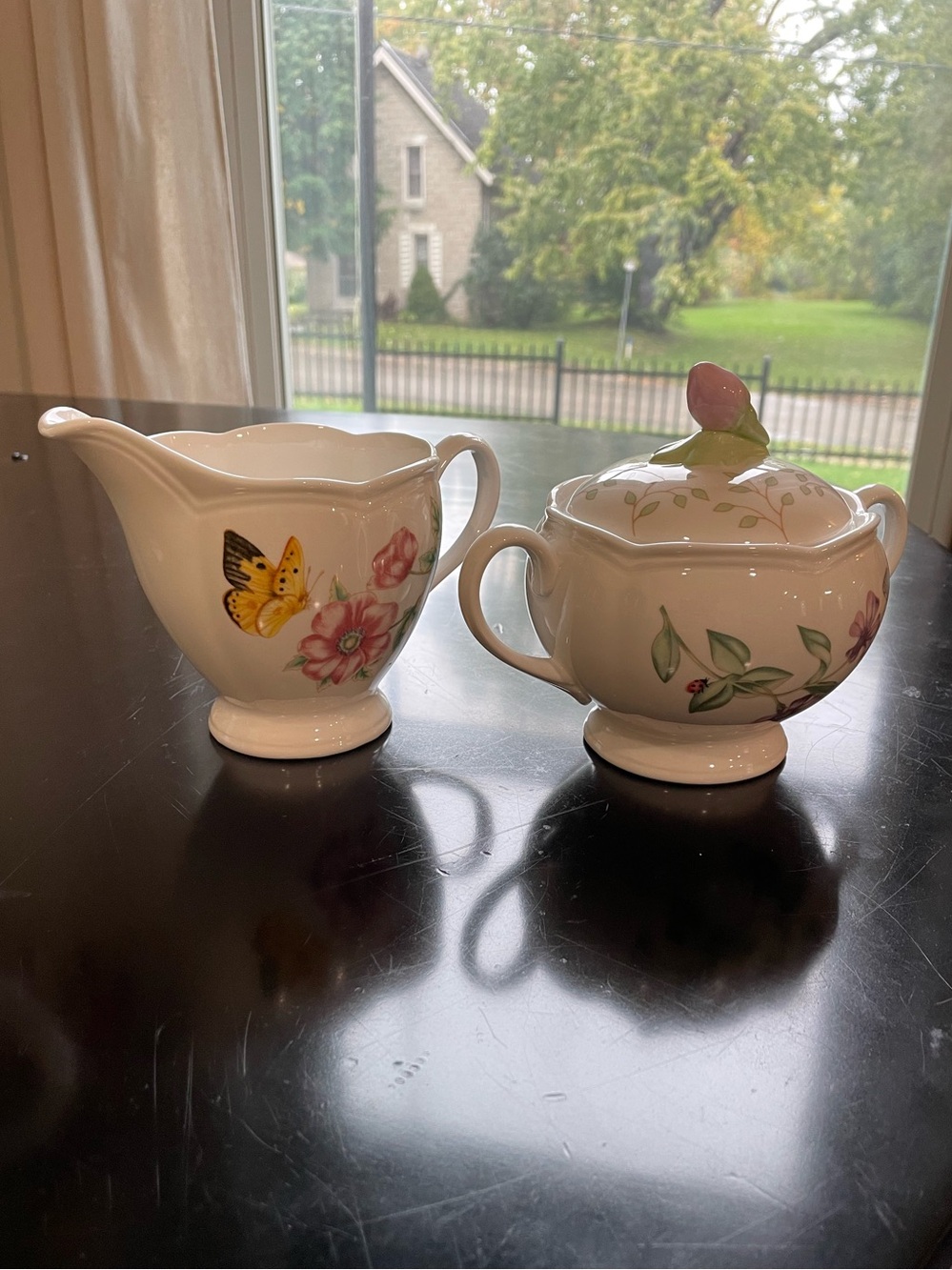 Lenox Butterfly Meadow Creamer and Sugar Bowl Like New